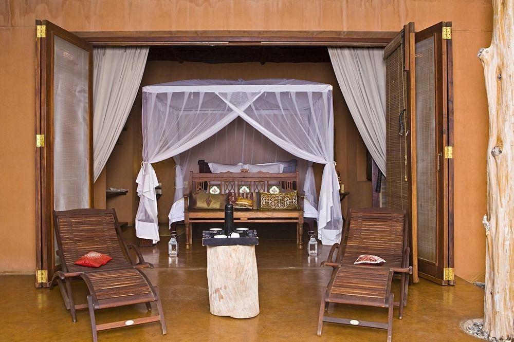 Purros Okahirongo Elephant Lodge المظهر الخارجي الصورة